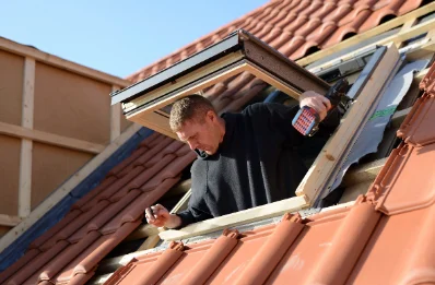 Pose de fenêtres de toit Velux à Amplier